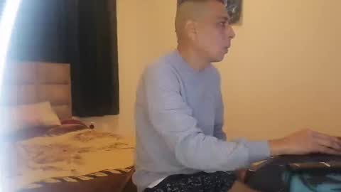 Snapshot of bighunter914318 chatting on 02/17/26, 05:08 bighunter914318 online show from 02/17/26, 05:08