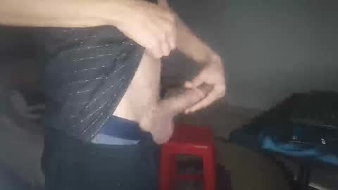 Snapshot of bighunter914318 chatting on 02/23/26, 04:59 bighunter914318 online show from 02/23/26, 04:59