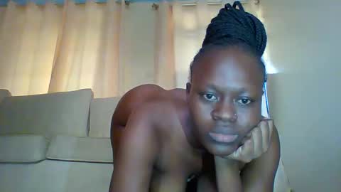 Snapshot of bigjuicyass_30 chatting on 05/19/26, 04:19 pretty online show from 05/19/26, 04:19