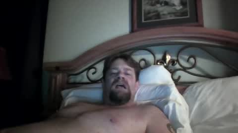 Snapshot of bigload1972 chatting on 02/26/25, 01:53 bigload1972 online show from 02/26/25, 01:53