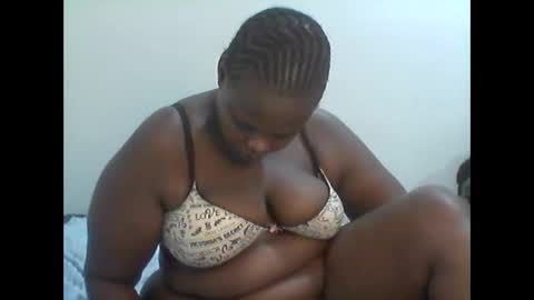 bigmama807715 online show from 02/03/26, 09:42