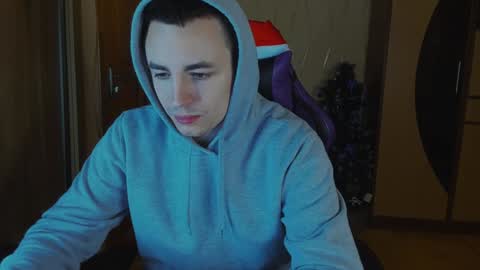 Snapshot of bigmark03 chatting on 12/29/24, 06:35 BigMark03 online show from 12/29/24, 06:35