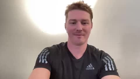 Snapshot of bigmcr1 chatting on 12/21/24, 10:40 Nick Barker online show from 12/21/24, 10:40