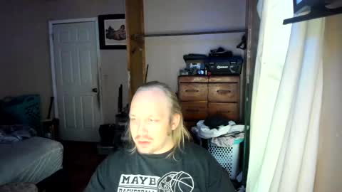 bigmike20129020 online show from 02/17/25, 12:10