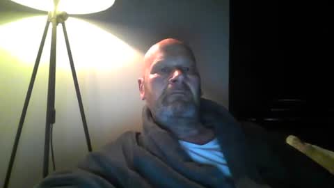 bigmike3339 online show from 02/28/25, 05:59