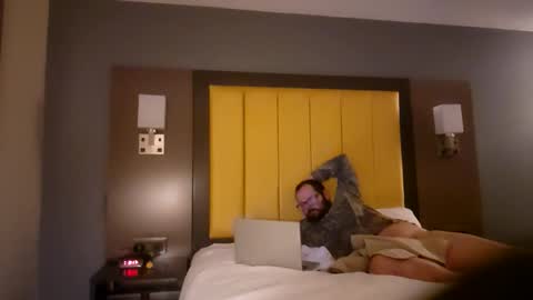 bigmotopayne8769 online show from 01/13/26, 07:57