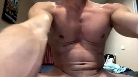 Snapshot of bigmuscles24 chatting on 03/04/25, 01:17 bigmuscles24 online show from 03/04/25, 01:17