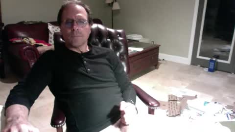 Snapshot of bignjakd6 chatting on 11/30/25, 06:06 CumCMe online show from 11/30/25, 06:06