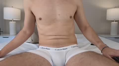 Snapshot of bigonehott chatting on 03/06/25, 03:35 online show from 03/06/25, 03:35