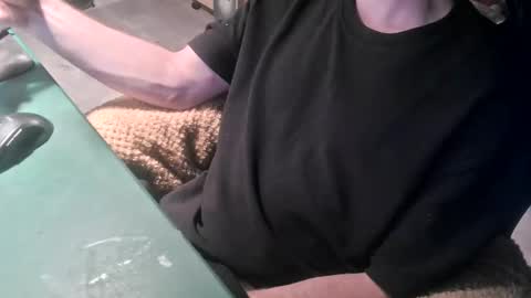 Snapshot of bigpeepdude chatting on 09/17/25, 10:44 bigpeepdude online show from 09/17/25, 10:44