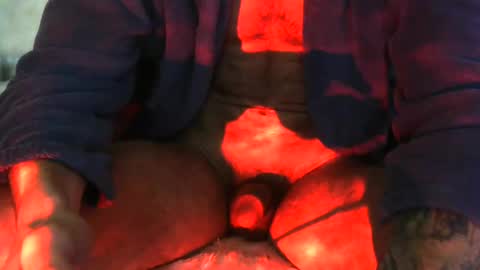 Snapshot of bigreallover chatting on 01/04/25, 12:49 ...... online show from 01/04/25, 12:49