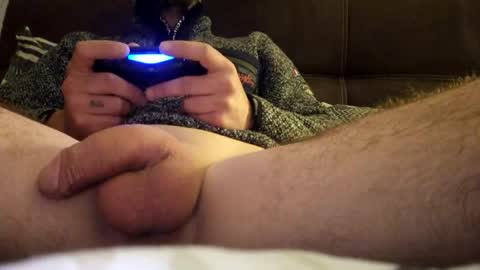 Snapshot of bigreallover chatting on 09/10/25, 07:36 ...... online show from 09/10/25, 07:36