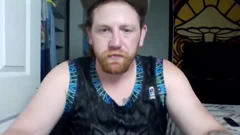 Snapshot of bigred382055 chatting on 10/06/25, 10:02 Joon online show from 10/06/25, 10:02