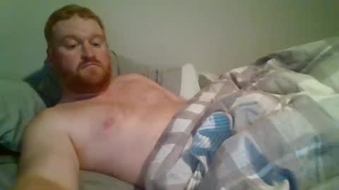 Snapshot of bigred92899 chatting on 04/30/26, 04:08 bigred92899 online show from 04/30/26, 04:08