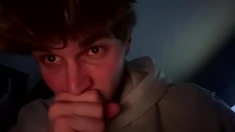 Snapshot of bigskinnyboyshh chatting on 01/15/25, 07:37 bigskinnyboyshh online show from 01/15/25, 07:37