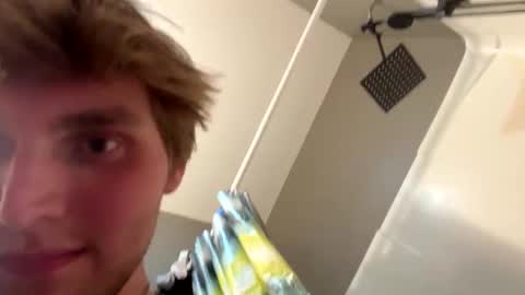 bigskinnyboyshh online show from 06/11/26, 02:22