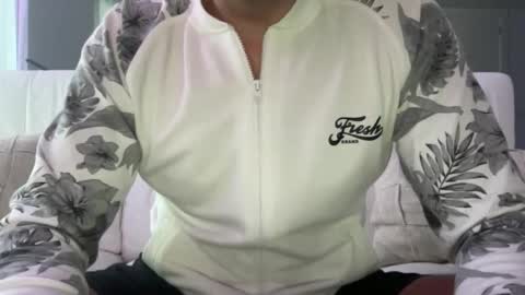 Snapshot of bigsong78 chatting on 01/08/26, 07:10 BigHardCock horny Balearic Islands online show from 01/08/26, 07:10