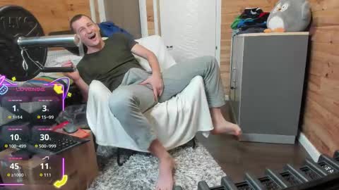 Snapshot of bigsshark chatting on 11/03/25, 09:59 bigsshark online show from 11/03/25, 09:59