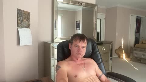 bigsteve24cm online show from 11/16/25, 02:22