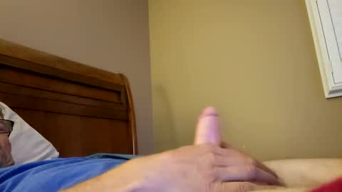 Snapshot of bigstuff674 chatting on 10/19/25, 06:47 Aka hardwood online show from 10/19/25, 06:47