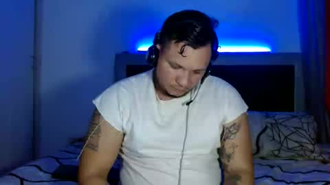 MANUEL online show from 06/18/26, 06:24