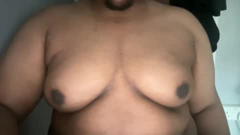 bigtits21111 online show from 02/10/25, 12:18