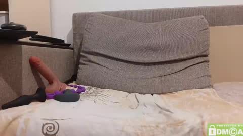 BigTitsBoyx1 online show from 02/15/25, 05:09