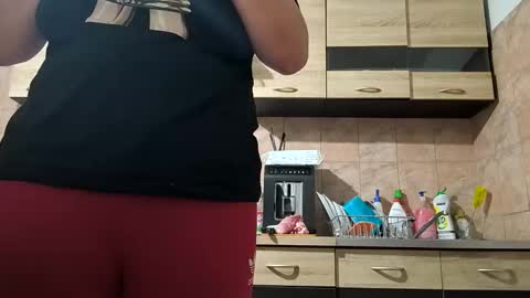 Snapshot of bigtitslala chatting on 09/16/25, 07:04 bigtitslala online show from 09/16/25, 07:04