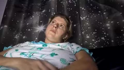 Snapshot of bigtitslala chatting on 10/11/25, 08:29 bigtitslala online show from 10/11/25, 08:29