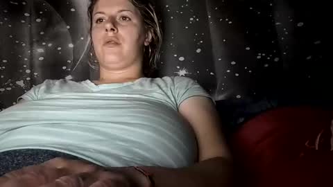 Snapshot of bigtitslala chatting on 11/01/25, 08:11 bigtitslala online show from 11/01/25, 08:11