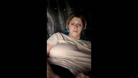 Snapshot of bigtitslala chatting on 12/02/25, 08:15 bigtitslala online show from 12/02/25, 08:15