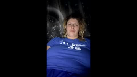 Snapshot of bigtitslala chatting on 12/20/25, 08:38 bigtitslala online show from 12/20/25, 08:38