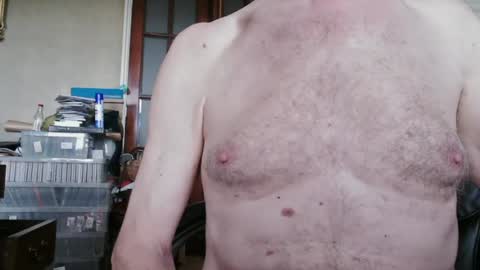 bigukphallus online show from 06/18/26, 12:42