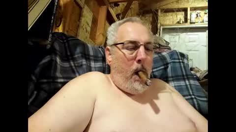 Biguy52 online show from 12/21/24, 08:50