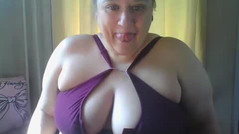 Lady of the WHEEL online show from 04/12/26, 03:50