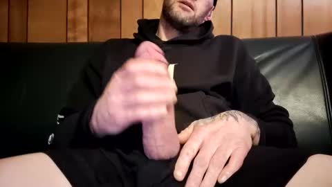 bigwytecock1979 online show from 02/16/25, 08:21