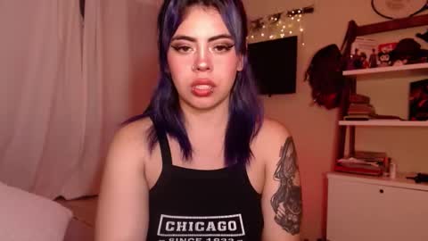 Snapshot of biigbooty_ chatting on 02/24/25, 04:38 biigbooty_ online show from 02/24/25, 04:38