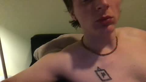 Snapshot of biiguyy97 chatting on 12/03/24, 12:13 Paul online show from 12/03/24, 12:13