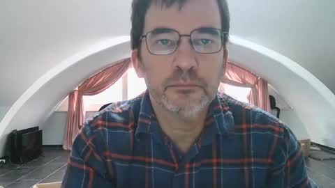 Snapshot of bikertom1988 chatting on 01/06/25, 12:13 bikertom1988 online show from 01/06/25, 12:13