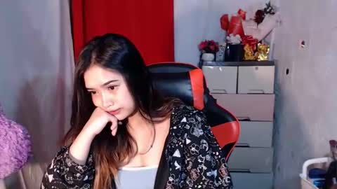 Snapshot of bilat_tinax chatting on 11/05/25, 03:50 bilat tinax online show from 11/05/25, 03:50