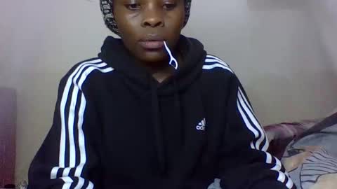 Snapshot of bilia_ebony chatting on 05/16/26, 06:39 Bilia online show from 05/16/26, 06:39