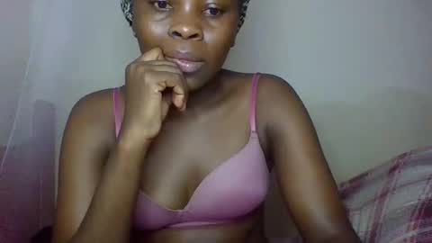 Snapshot of bilia_ebony chatting on 05/20/26, 01:01 Bilia online show from 05/20/26, 01:01