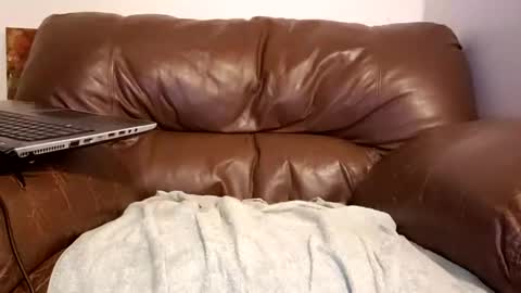 Bilie online show from 09/14/25, 04:00