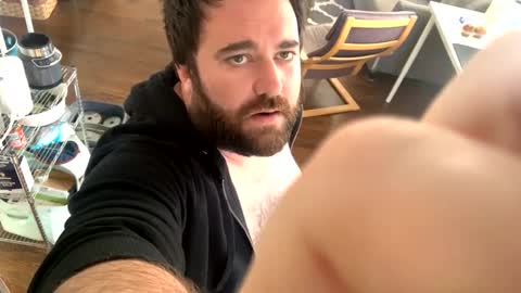 Snapshot of billbass79 chatting on 12/01/24, 04:40 FuckYouBoth online show from 12/01/24, 04:40