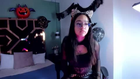 Snapshot of billie_jhonson_ chatting on 10/13/25, 06:52 Billie online show from 10/13/25, 06:52