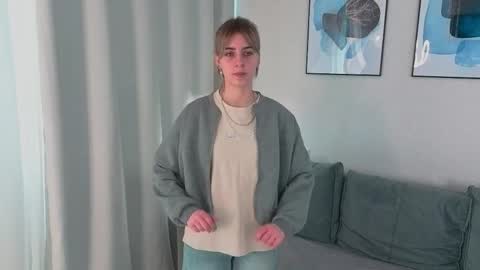 Milla online show from 03/25/26, 07:14