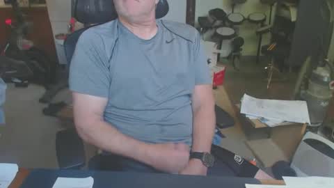 billp750876 online show from 05/25/26, 06:58