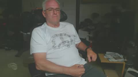billp750876 online show from 06/07/26, 08:23