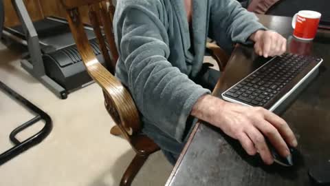 Snapshot of billy471 chatting on 12/14/24, 11:50 billy471 online show from 12/14/24, 11:50