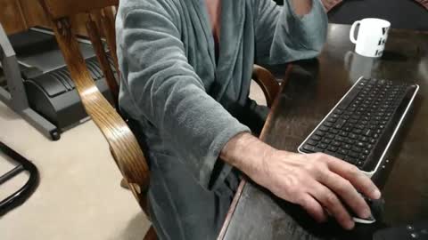 Snapshot of billy471 chatting on 12/15/24, 12:06 billy471 online show from 12/15/24, 12:06